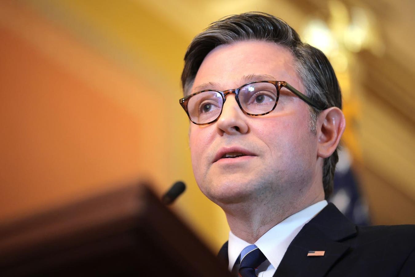 House Budget Bill Cuts Average Taxes By $2,900, Favors High-Income Households