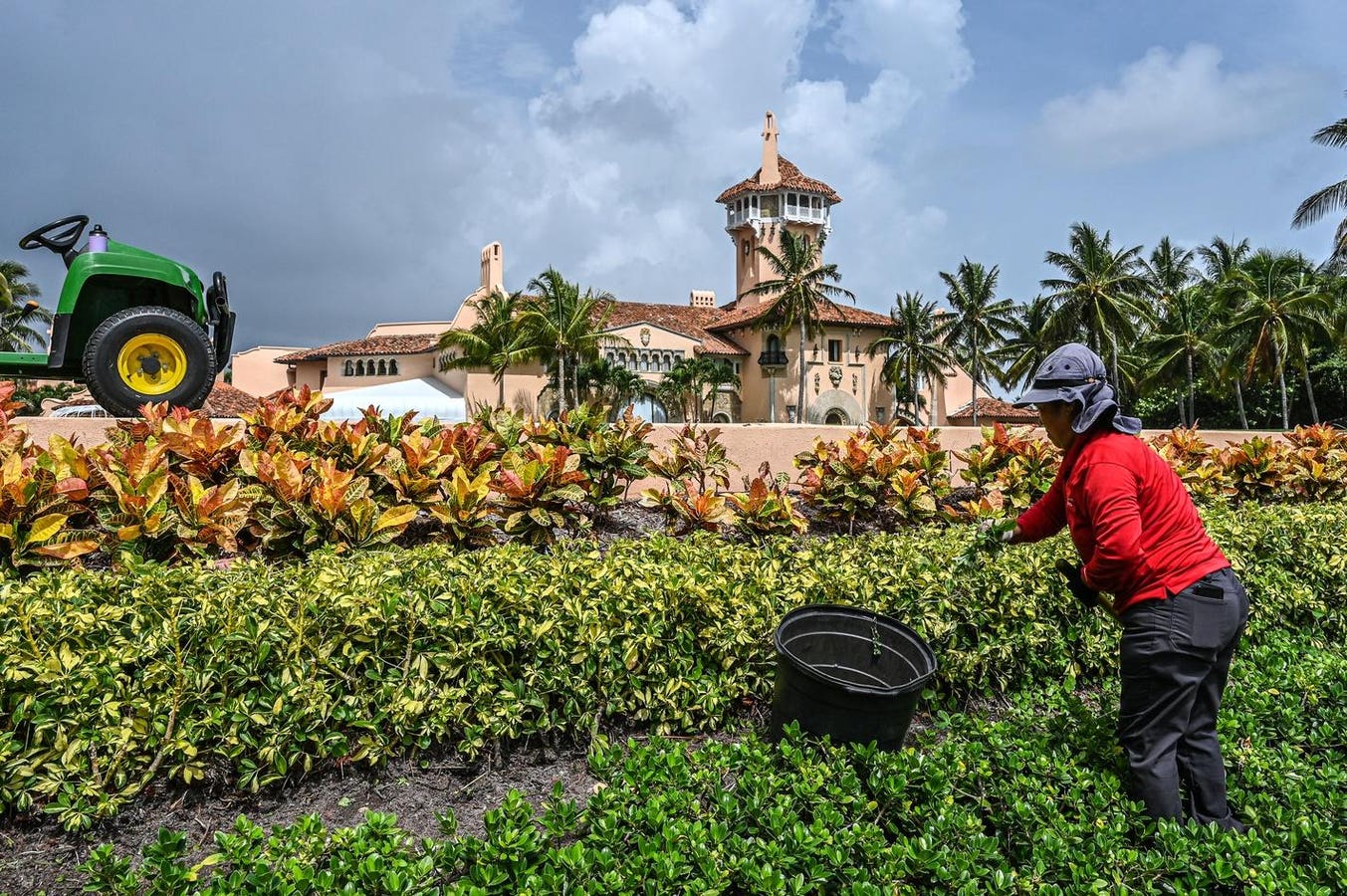 Trump Organization Bringing Foreign Workers Into U.S. For Mar-a-Lago, Golf Clubs, Winery
